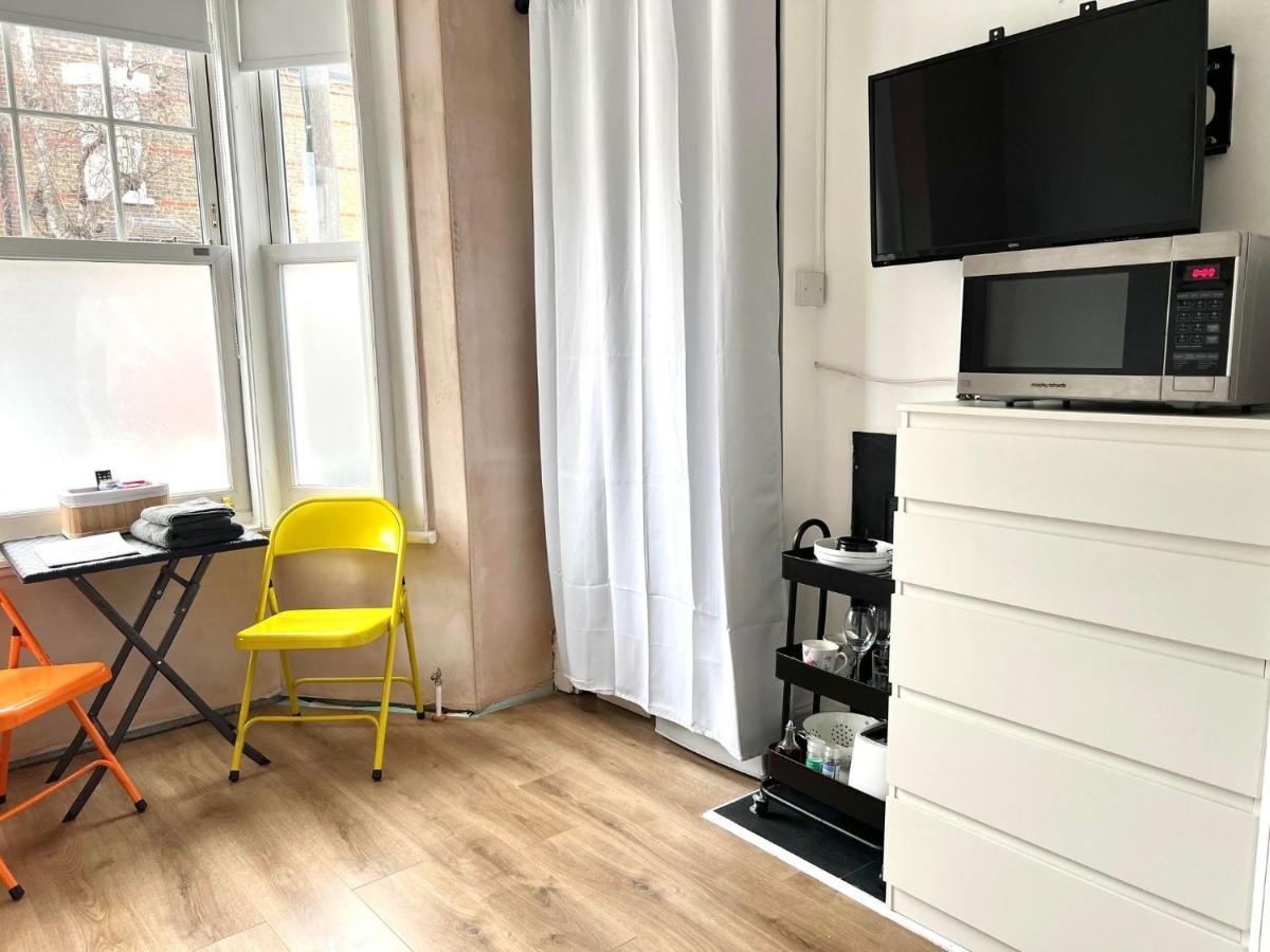 Renovated Small Self Contained Studio Appartement *